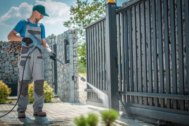 Best Building Exterior Pressure Washing in Dewitt, IA